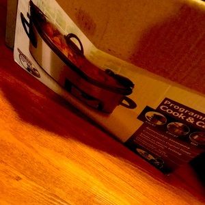 Crockpot for sale
